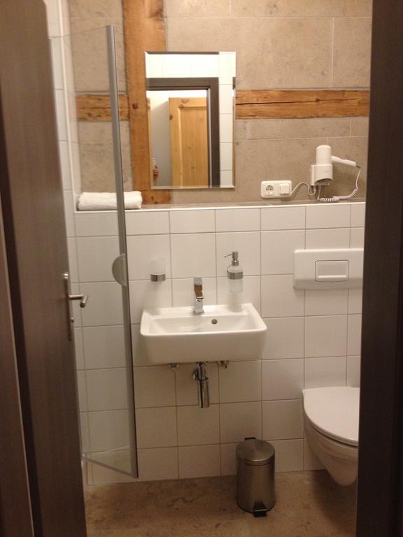 Old Town Guesthouse Erlangen Szoba fotó